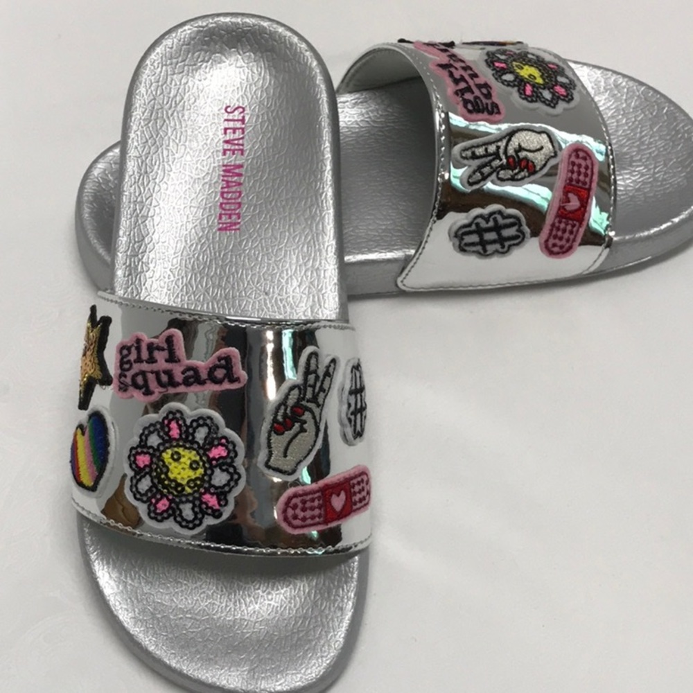 Steve Madden Girl Squad Silver Slides - Picture 4 of 7